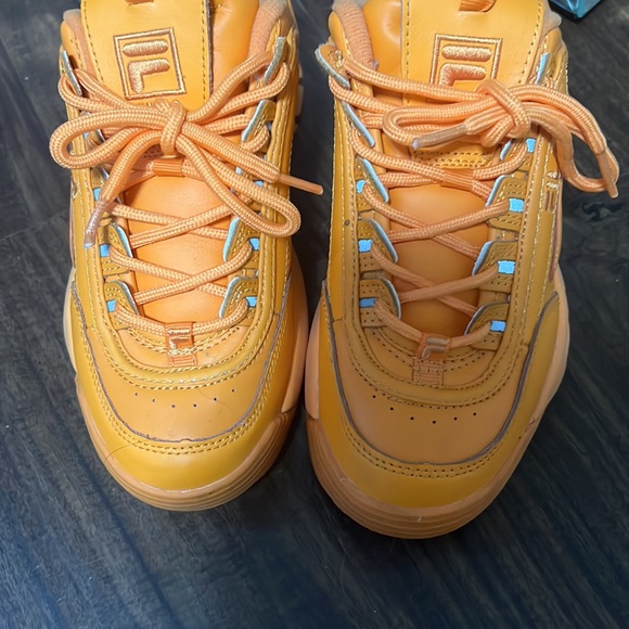 AUTHENTIC FILA DISRUPTOR 2 SNEAKER - Picture 5 of 7